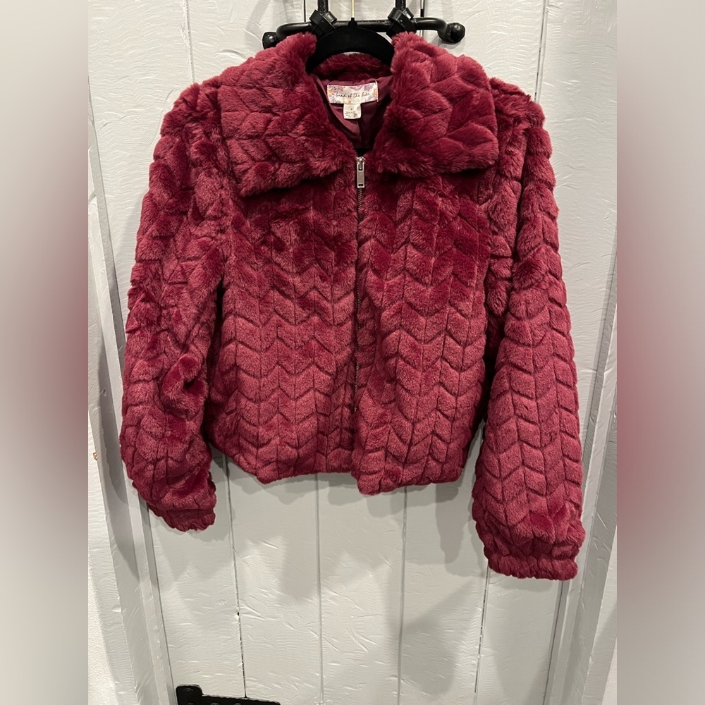 Band of the Free faux Fur Coat NWT S